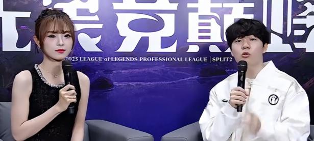 华体会APP网址入口-关于Rookie重返赛场，出色发挥首场状态出色，热火观众沸腾！的信息